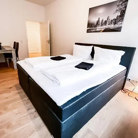 Luxurios Sanierte Altbauwohnung - Flat-tv & Netflix *