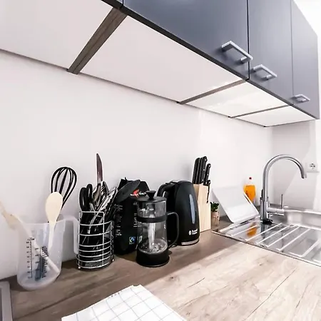 Luxurios Sanierte Altbauwohnung - Flat-tv & Netflix *